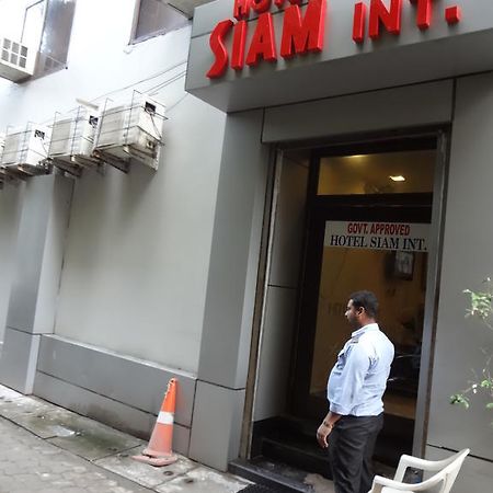 Hotel Siam International Делхи Екстериор снимка